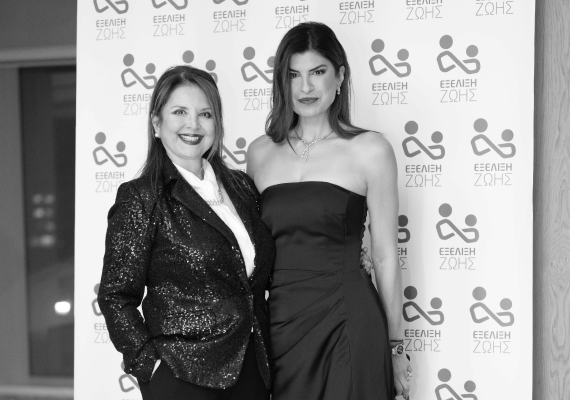 Dimitra Kalantoni, the Managing Director of Octopus, with actress Isabella Vlasiadou.
